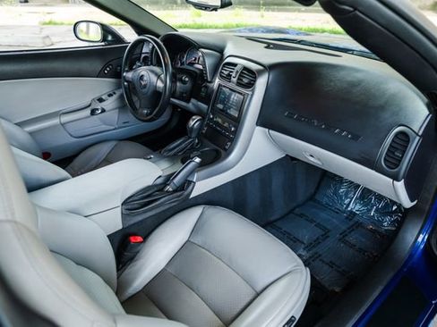 Used 2006 Chevrolet Corvette Coupe w/ Preferred Equipment Group image 16