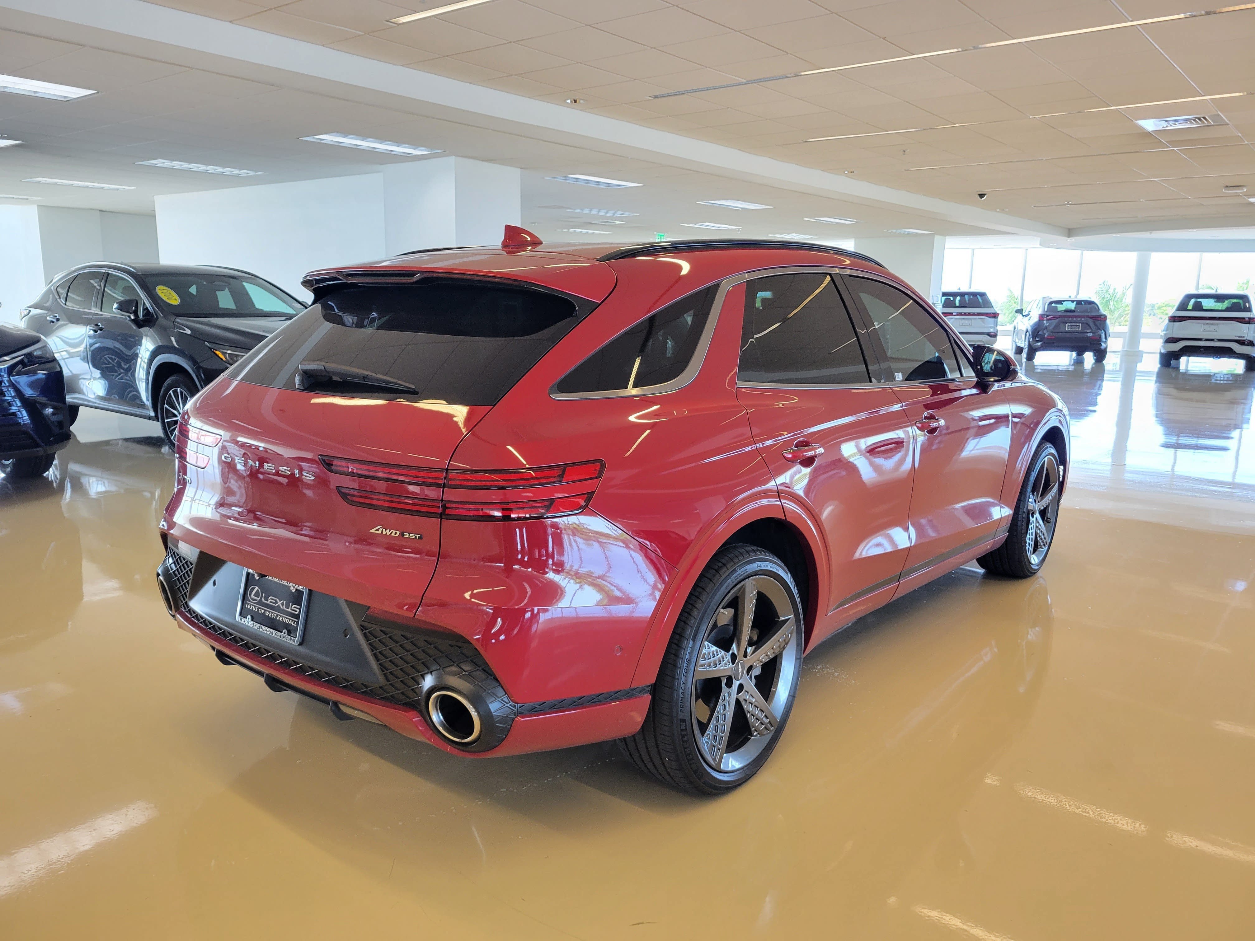 Used 2022 Genesis GV70 3.5T Sport w/ Sport Prestige Package AWD/4WD image 8