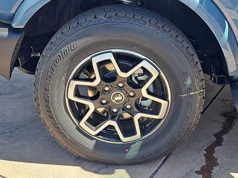 New 2025 Ford Bronco Outer Banks image 36