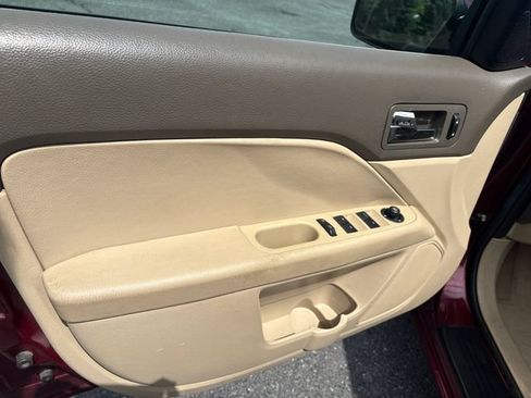 Used 2006 Ford Fusion SE FWD image 15