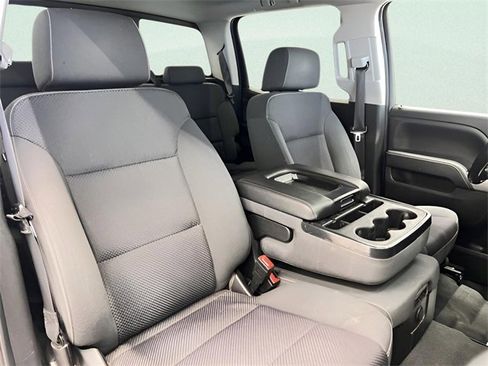 Used 2018 Chevrolet Silverado 1500 LT w/ All Star Edition image 9