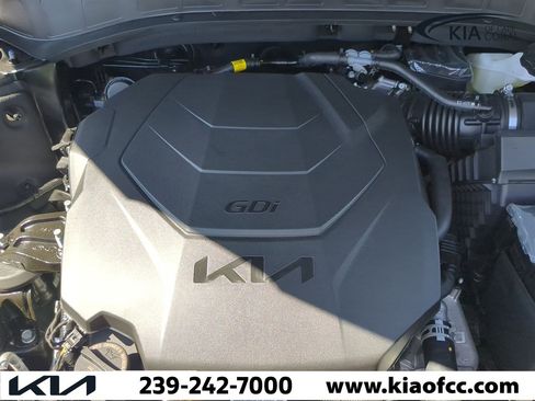 New 2025 Kia Telluride S image 32