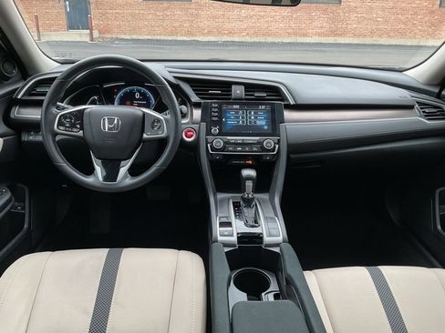 Used 2021 Honda Civic EX image 6
