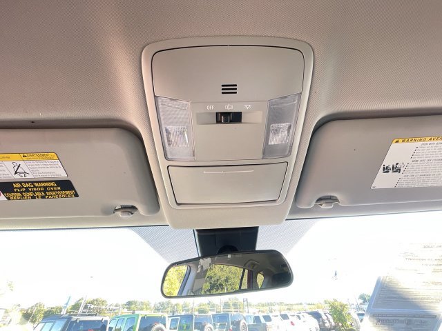 Used 2017 Toyota RAV4 LE FWD image 27