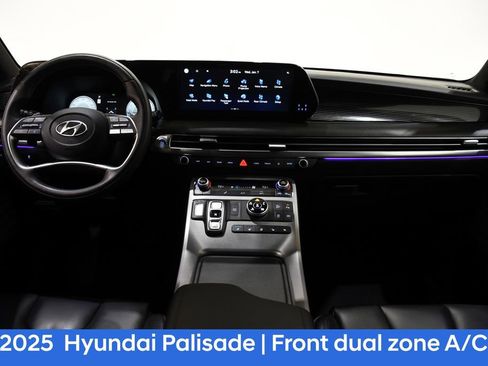 Used 2025 Hyundai Palisade Calligraphy image 8