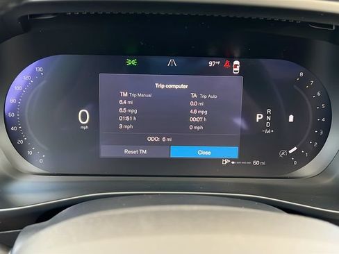 New 2026 Volvo XC40 B5 Plus w/ Protection Package Premier AWD/4WD image 22