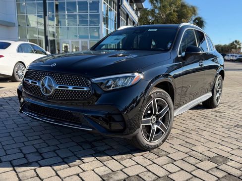 New 2026 Mercedes-Benz GLC 300 image 1