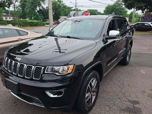 Used 2020 Jeep Grand Cherokee Limited AWD/4WD image 1