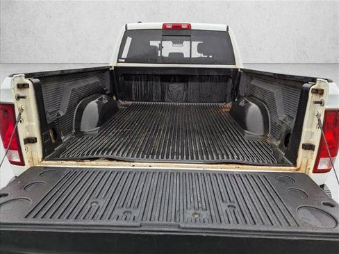 Used 2019 RAM 1500 Classic SLT image 28