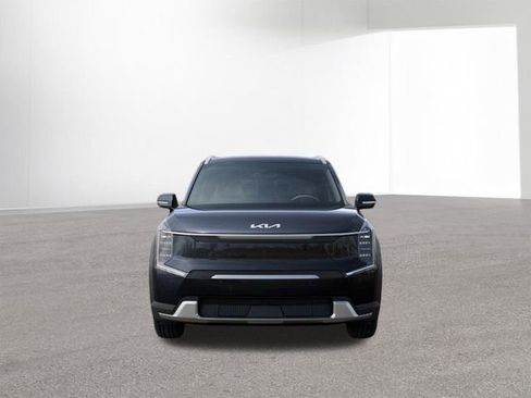 New 2026 Kia EV9 Wind AWD/4WD image 2