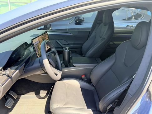 Used 2026 Tesla Model X Plaid AWD/4WD image 3