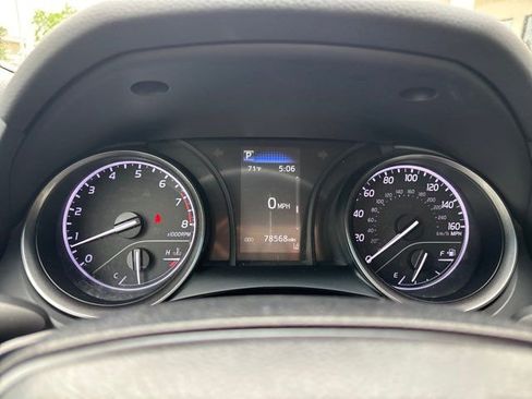 Used 2021 Toyota Camry SE FWD image 24