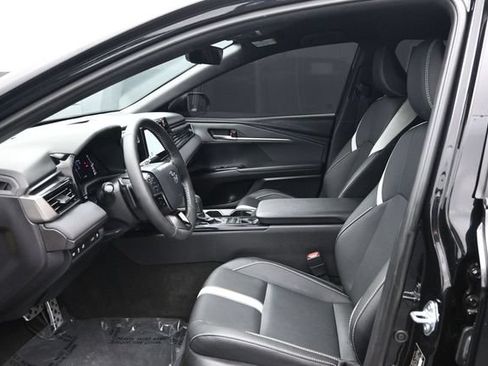 Used 2025 Toyota Camry SE w/ Multimedia Upgrade Package FWD image 7
