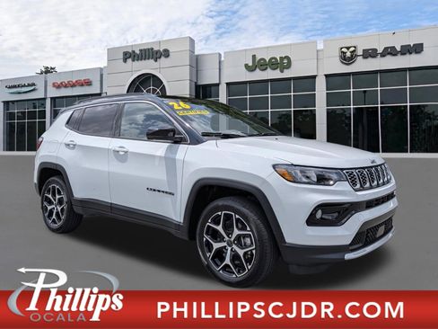 Used 2026 Jeep Compass Limited AWD/4WD image 1
