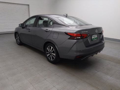 Used 2021 Nissan Versa SV FWD image 5