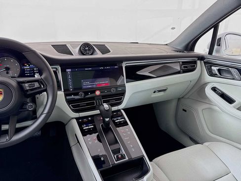 New 2026 Porsche Macan S AWD/4WD image 19