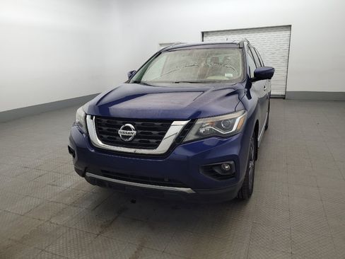 Used 2017 Nissan Pathfinder Platinum AWD/4WD image 15