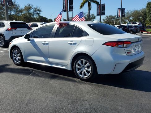 Used 2024 Toyota Corolla LE image 8