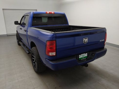 Used 2017 RAM 1500 Express AWD/4WD image 6