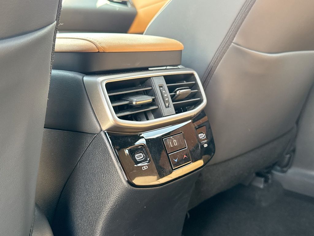 Used 2025 Lexus RX 350 Premium w/ Accessory Package (Z1) FWD image 34