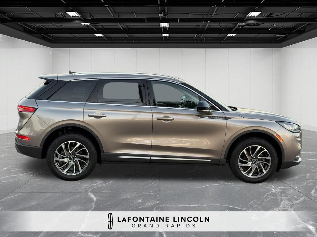 Certified 2021 Lincoln Corsair FWD w/ Equipment Group 101A image 6