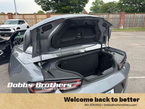 Used 2021 Chevrolet Camaro ZL1 RWD image 34