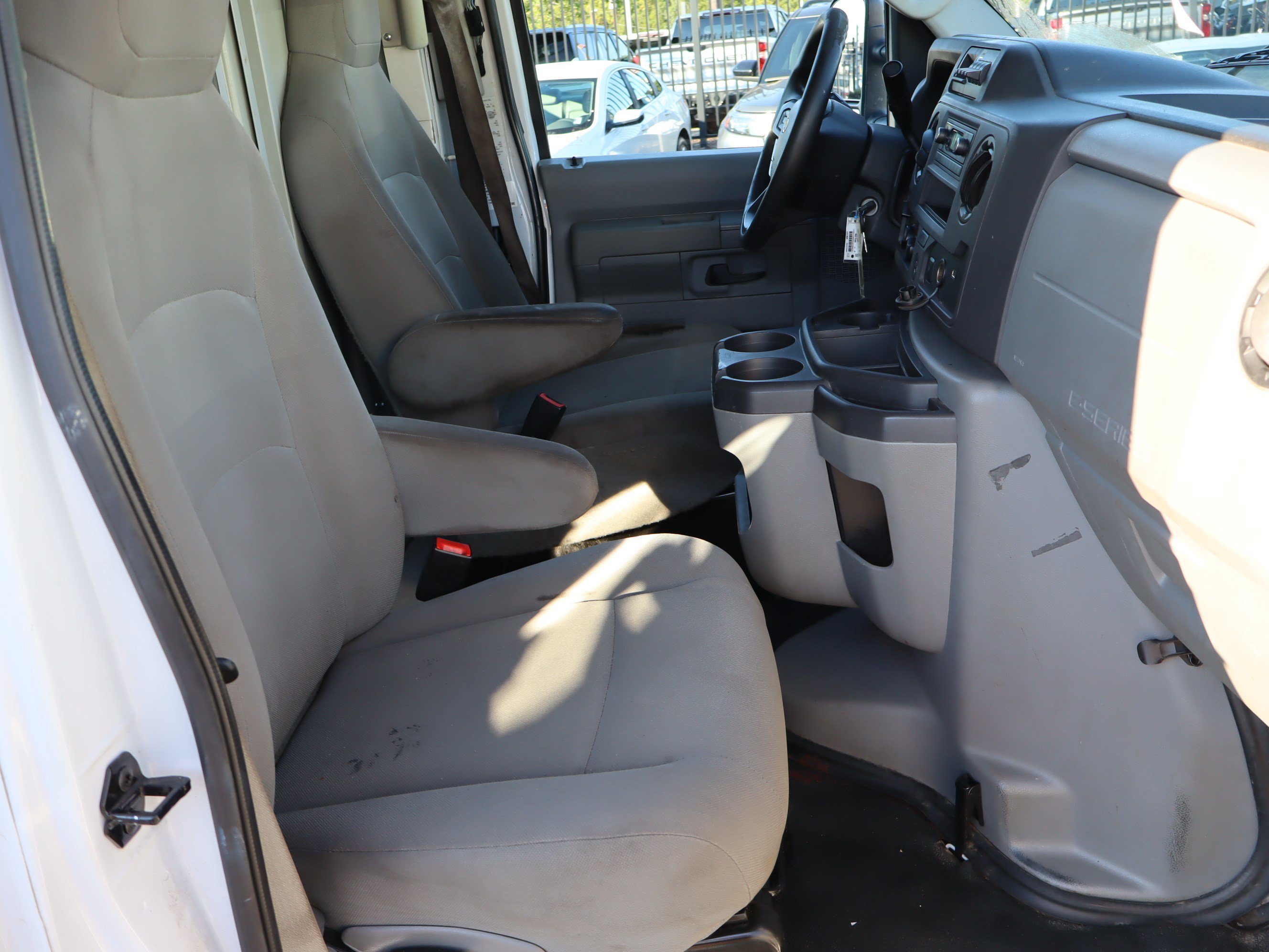 Used 2022 Ford E-350 and Econoline 350 Super Duty w/ Power Windows & Locks Group RWD image 26