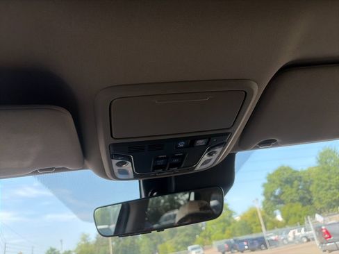 Used 2019 Honda Pilot Elite image 40