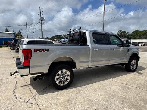 Used 2017 Ford F350 Lariat w/ Lariat Ultimate Package image 5