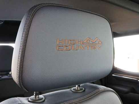 Used 2023 Chevrolet Silverado 1500 High Country w/ High Country Premium Package AWD/4WD image 47
