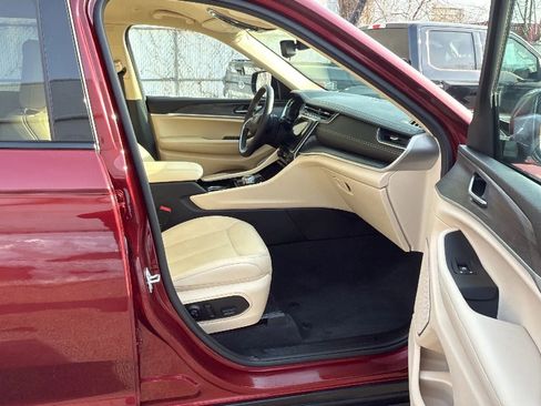 Used 2021 Jeep Grand Cherokee L Limited image 24