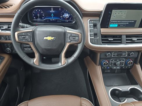 Used 2023 Chevrolet Tahoe High Country AWD/4WD image 14