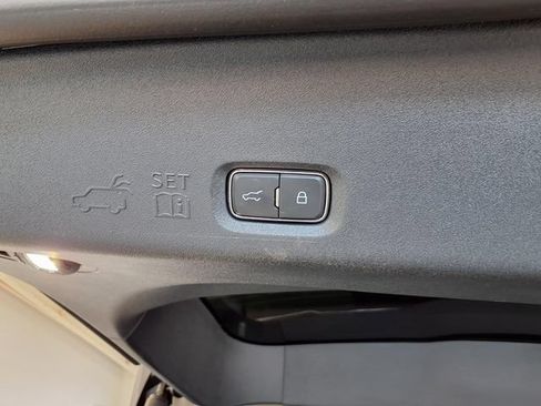 Used 2026 Ford Expedition Tremor AWD/4WD image 25