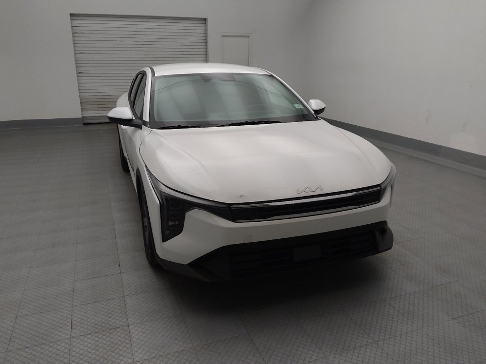 Used 2025 Kia K4 FWD image 14
