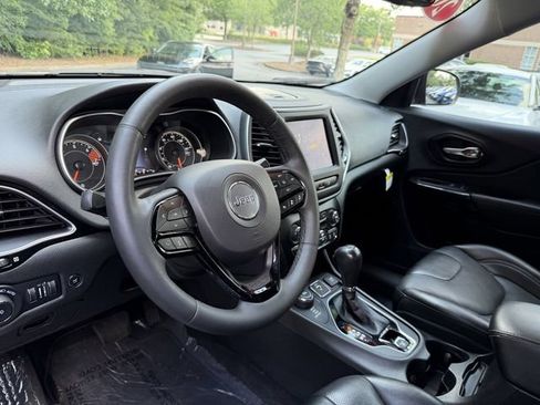 Used 2023 Jeep Cherokee Altitude Lux AWD/4WD image 12