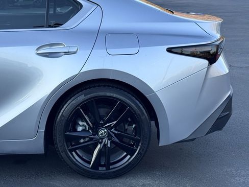 Used 2022 Lexus IS 300 image 36