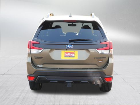 Used 2022 Subaru Forester Wilderness AWD/4WD image 6