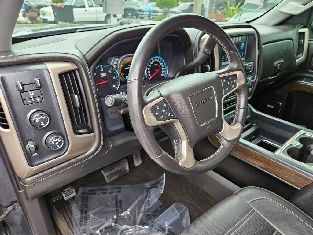 Used 2017 GMC Sierra 1500 Denali AWD/4WD image 19