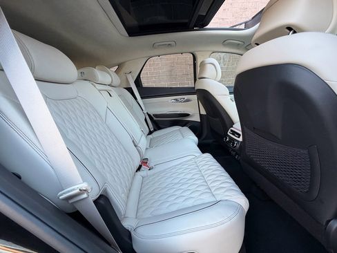 Used 2023 Genesis GV70 3.5T Sport w/ Sport Prestige Package image 19