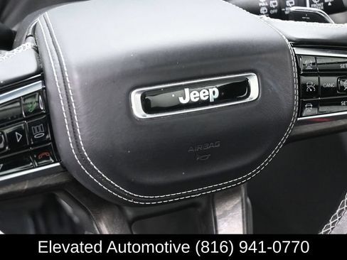 Used 2025 Jeep Grand Cherokee Overland w/ Adv Protech Group III AWD/4WD image 12