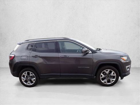 Used 2020 Jeep Compass Limited AWD/4WD image 13
