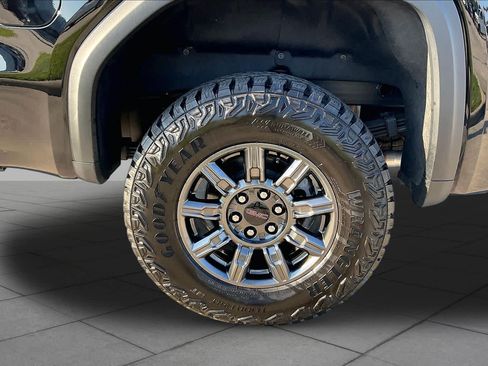 Used 2026 GMC Sierra 1500 AT4X AWD/4WD image 11