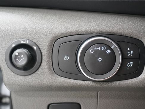 Used 2023 Ford Transit 350 XLT RWD image 19