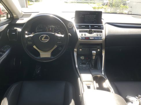 Used 2018 Lexus NX 300 FWD image 10