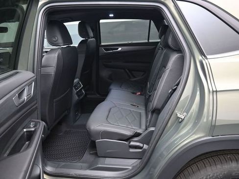New 2026 Volkswagen Atlas Cross Sport SE AWD/4WD image 11