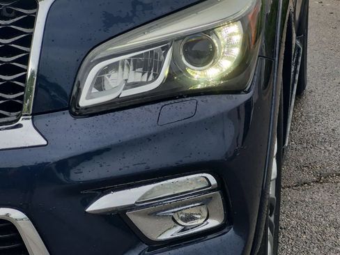 Used 2015 INFINITI QX80 4WD w/ Deluxe Technology Package image 11