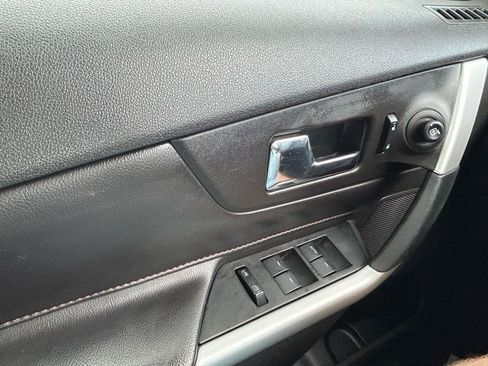 Used 2013 Ford Edge SEL AWD/4WD image 26
