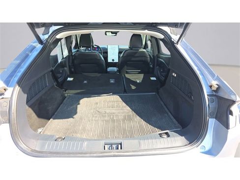 Used 2022 Ford Mustang Mach-E Premium image 9