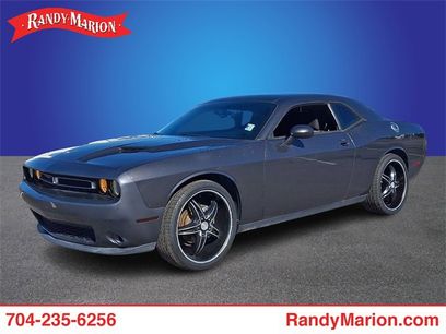 Used 2015 Dodge Challenger SXT