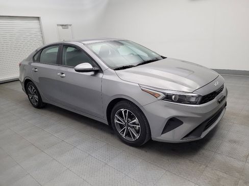 Used 2024 Kia Forte LXS image 11